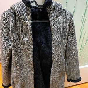 Uniqlo Herringbone Fleece Coat